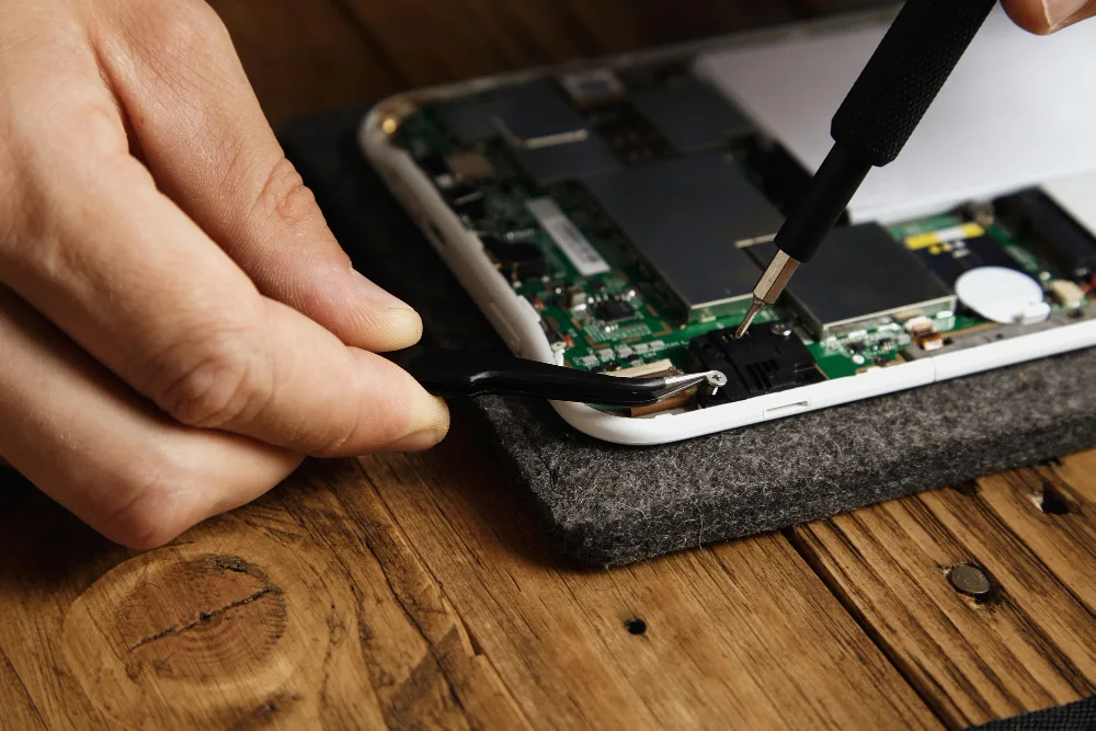 Comprehensive Repair Solutions - 优直播